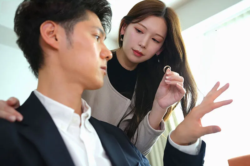 Vợ yêu đi đi giã ngoại, chồng yêu ở nhà bị nhỏ em bà xã gạ nắc không trượt phát nào